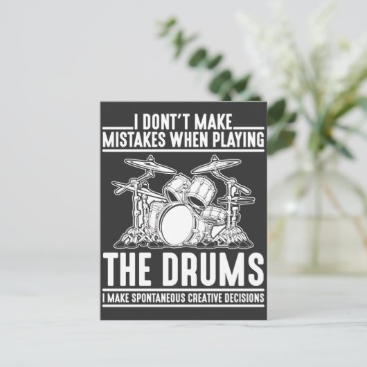 面白いドラミングミュージシャンパーカッション ドラムプレーヤー ポストカード (スタンド正面)