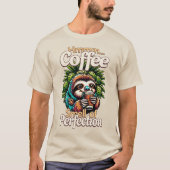 面白いナマケモノのコーヒー飲み手Tシャツ Tシャツ (正面)