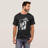 面白いネコ エイリアン UFO 遭遇 SF セルフィー Tシャツ (正面フル)
