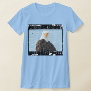 面白いハクトウワシの不機嫌な顔のフィルムストリップ Tシャツ