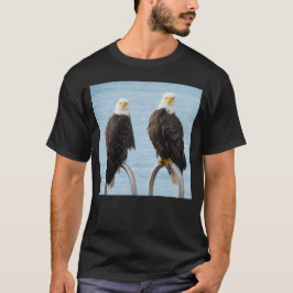 面白いハクトウワシの不機嫌な顔  冗談 Tシャツ