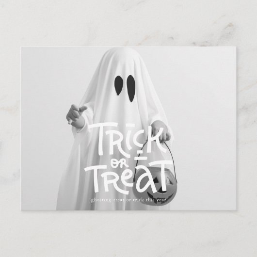 面白いハロウィーンのゴーストのトリックまたは今年の治療 ポストカード (正面)