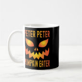 面白いハロウィーンのマッチングコスチュームPeter Pumpkin 食べ コーヒーマグカップ (左)