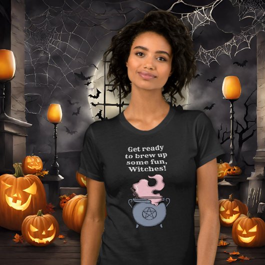 面白いハロウィーンの不気味魔女の醸造女性 Tシャツ