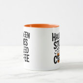 面白いハロウィーンの物語はライターのためのコーヒーマグが必要 マグカップ (中央)