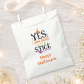 面白いハロウィーンの魔女Yes私はスティックを駆動することができる フェイバーバッグ (クリップ留めされた状態)