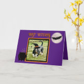 面白いハロウィーンカードのBassetハウンド"魔女" カード (黄色い花)