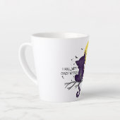 面白いハロウィーンブラックキャットと魔法の月 カフェラテマグ (左アングル)