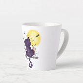 面白いハロウィーンブラックキャットと魔法の月 カフェラテマグ (右アングル)