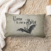面白いハロウィーンヴァンパイア来こうもりインして一口 ランバークッション (ブランケット)