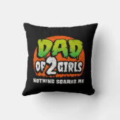 面白いハロウィーン何も怖い2女の子のパパ クッション (裏面)