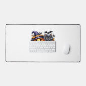 面白いハロウィーン猫ステッカー – ウィッチハット、カボチャa デスクマット (キーボード&マウス)