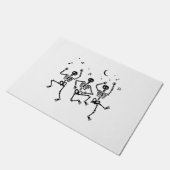 面白いハロウィーン踊りスケルトンハッピーハローウィン ドアマット (アングル)