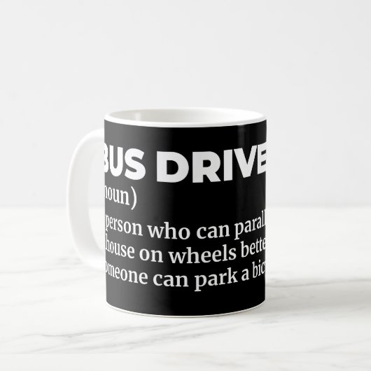 面白いバス運転手の定義 コーヒーマグカップ (正面左)