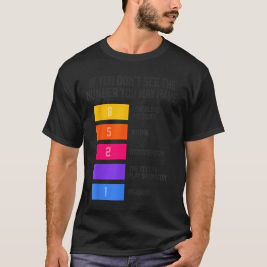 面白いバドミントンのミーム シャトル バーディー Tシャツ (正面)