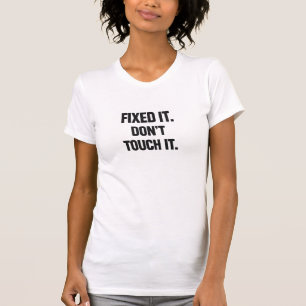 面白いプログラマーデバッグユーモア  Tシャツ