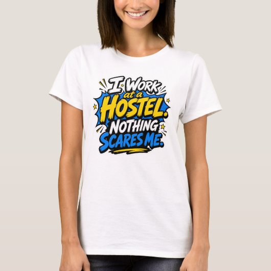 面白いホステル従業員 女性Tシャツ Tシャツ (正面)