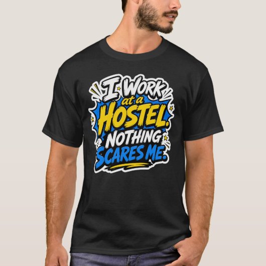 面白いホステル従業員Tシャツ Tシャツ (正面)