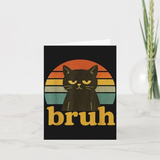 面白いミームのフレーズ レトロな猫 Bruh カード (正面)