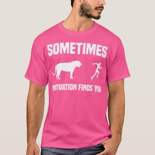 面白いランニングスポーツランナー虎モチベーションが見つかりました Tシャツ (正面)