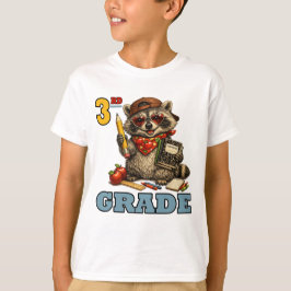 面白い三年生の野生のアライグマの学校 Tシャツ