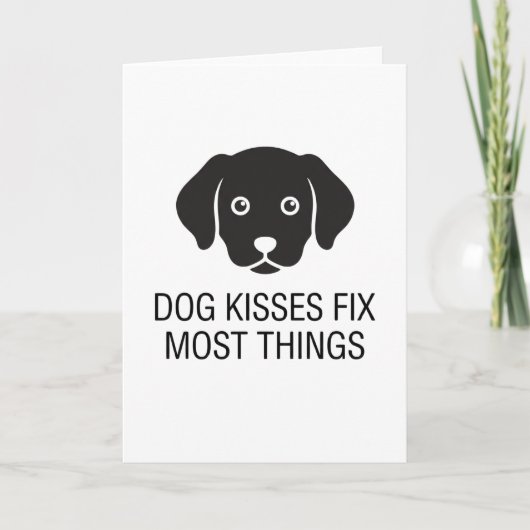 面白い動物 犬のキスはほとんどの問題を解決する カード (正面)