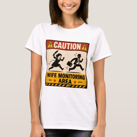 面白い妻のユーモア - 結婚警告サインデザイン Tシャツ (正面)