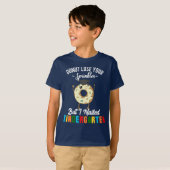 面白い幼稚園卒業キッズドーナツ卒業 Tシャツ (正面フル)