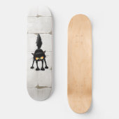 面白い怖い黒猫の漫画 スケートボード (正面)