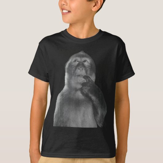 面白い思考する猿のミーム 珍しい類人猿 ブレインロット Tシャツ (正面)