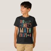 面白い数学の問題 67 ミーム 6 7 男の子 女の子 教える Tシャツ (正面フル)
