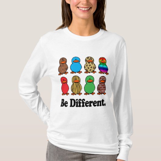 面白い柄のアヒルたち Tシャツ (正面)
