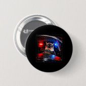 面白い猫が警察を運転して子猫を追いかけるミーム ユーモア 缶バッジ (正面&裏面)