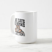 面白い猫の反社会的なキティの内向的な本の愛好家 コーヒーマグカップ (正面左)