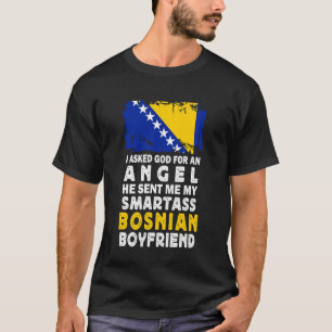 面白い生意気なボスニア人の彼氏 ボスニア国旗 Tシャツ