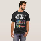 面白い看護師のバッテリー残量引用カラフル医療 Tシャツ (正面フル)