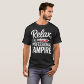 面白い看護師 採血技師 血液検査 技術者 ユーモア Tシャツ (正面フル)