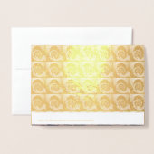 面白い芝生のボウリング玉に手を貸して、誕生日 箔カード (裏面封筒付き)