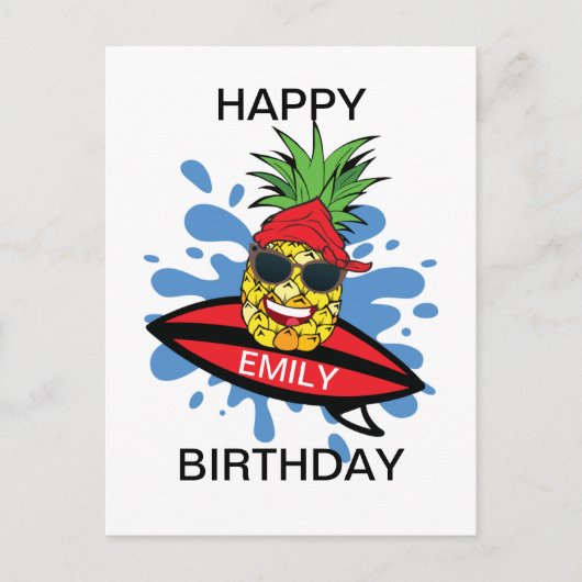 面白い誕生日のサーフィンするパイナップル ポストカード (正面)