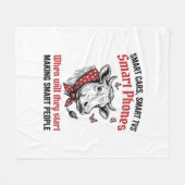 面白い賢い人々 牛 ビンテージ彫刻Tシャツ D フリースブランケット (正面(横))