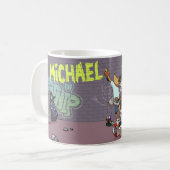 面白い路地の猫たちがスケートボードの落書きを追加 コーヒーマグカップ (正面左)