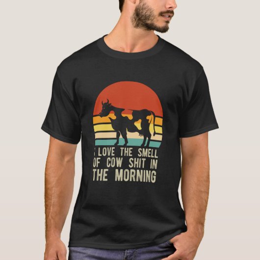 面白い酪農家 レトロな牛飼いの牛の臭い  Tシャツ (正面)