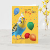 面白い青と黄色のセキセイインコの誕生日 カード (黄色い花)