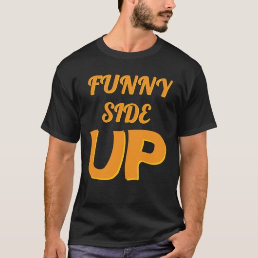 面白い面を上にして Tシャツ (正面)