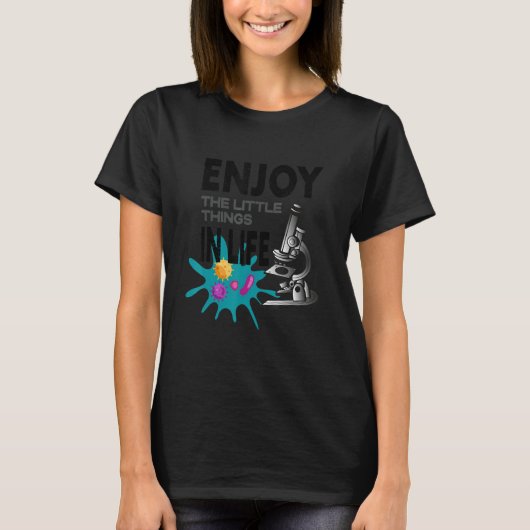 面白い顕微鏡、微生物学者 生物学のオタク 科学 Tシャツ (正面)