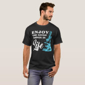面白い顕微鏡、微生物学者 生物学のオタク Tシャツ (正面フル)