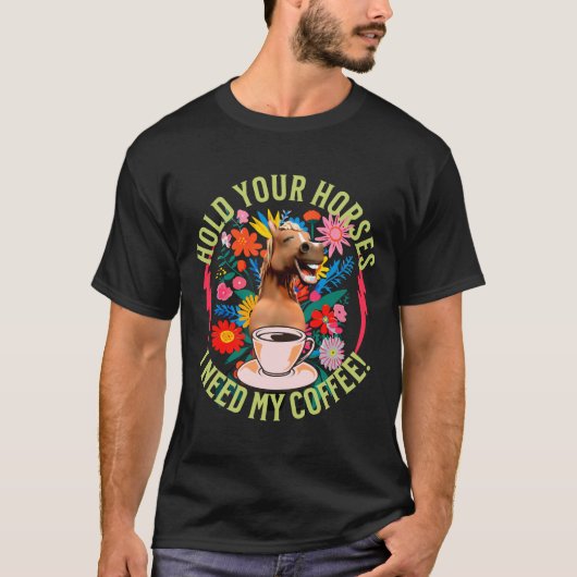 面白い馬 コーヒー好き ユーモア Tシャツ (正面)
