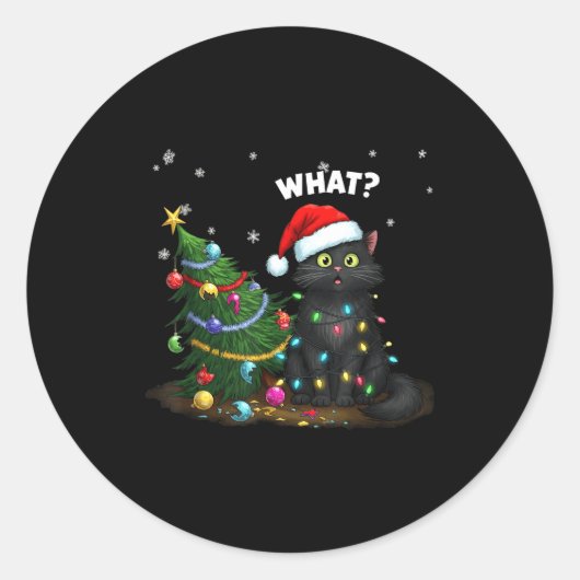 面白い黒猫がクリスマスツリーを押している ラウンドシール (正面)