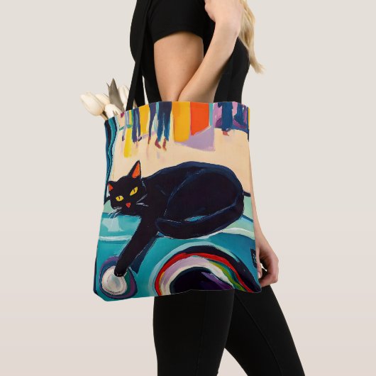 面白い黒猫と洗濯機 トートバッグ (クローズアップ)