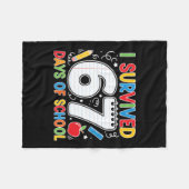 面白い６７日間学校のミーム　６７日間生き残ったジョーク フリースブランケット (正面(横))